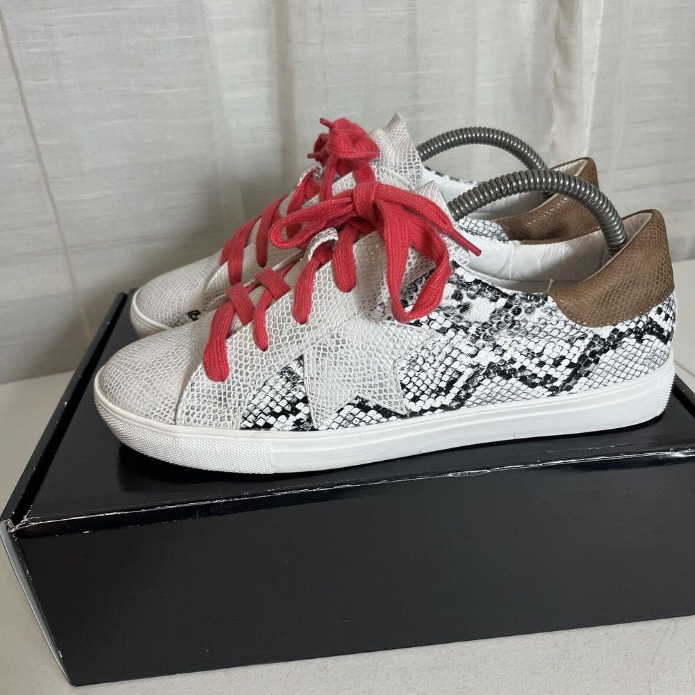 Mata Coco Fashion Sneakers White Pink‎ Brown Snake Print Womens Size 8.5 EUC!